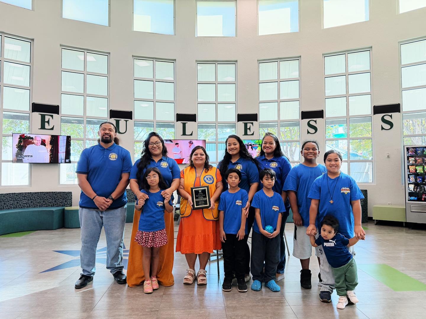 580475448 122143811624820617 8476354470833533802 n